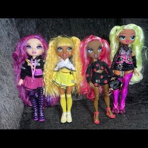 3 Rainbow High Dolls + 1 OMG Doll Set